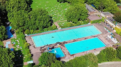 Freibad in Gladbeck am Wittringer Wasserschloss